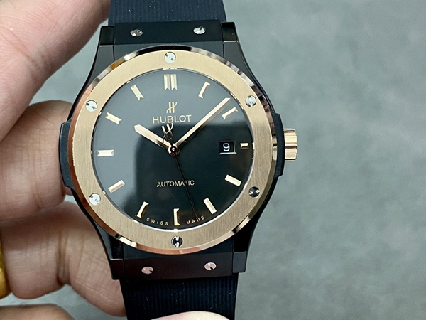 ウブロコピー時計全体デザイン